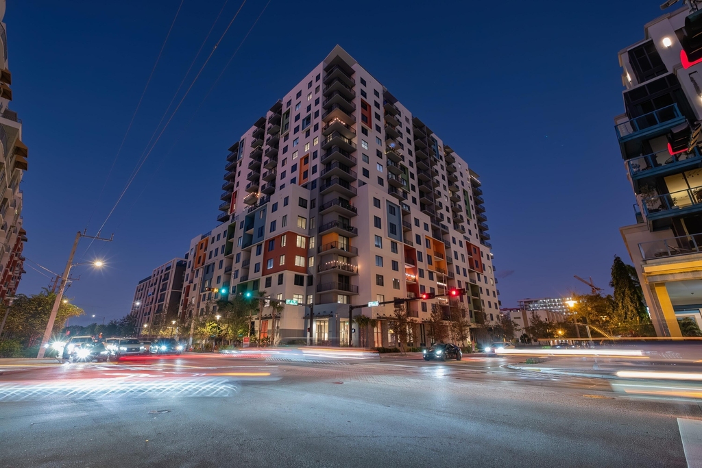 600 N Andrews Avenue - Photo 58