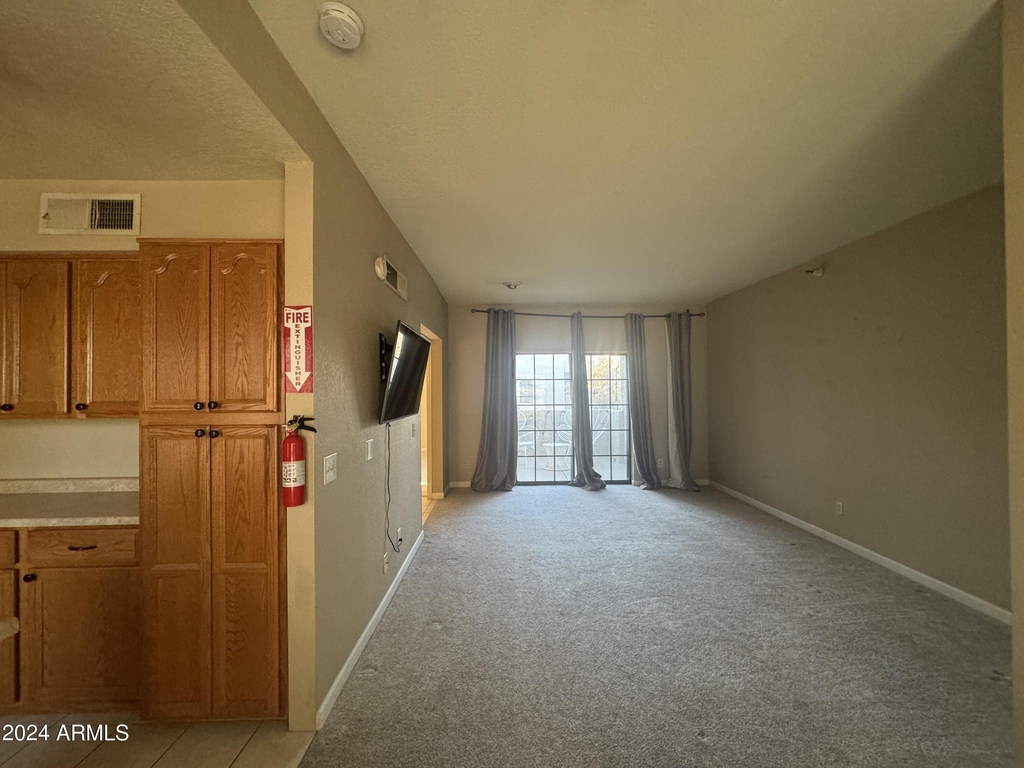 8020 E Thomas Road - Photo 5