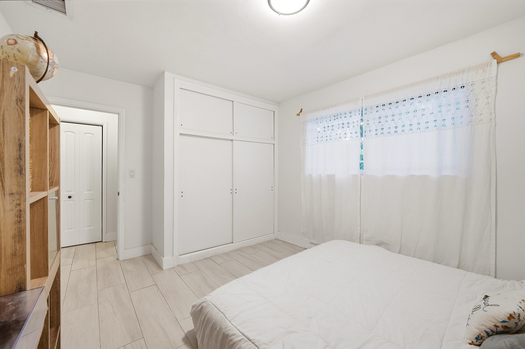1208 N 31st Avenue - Photo 17