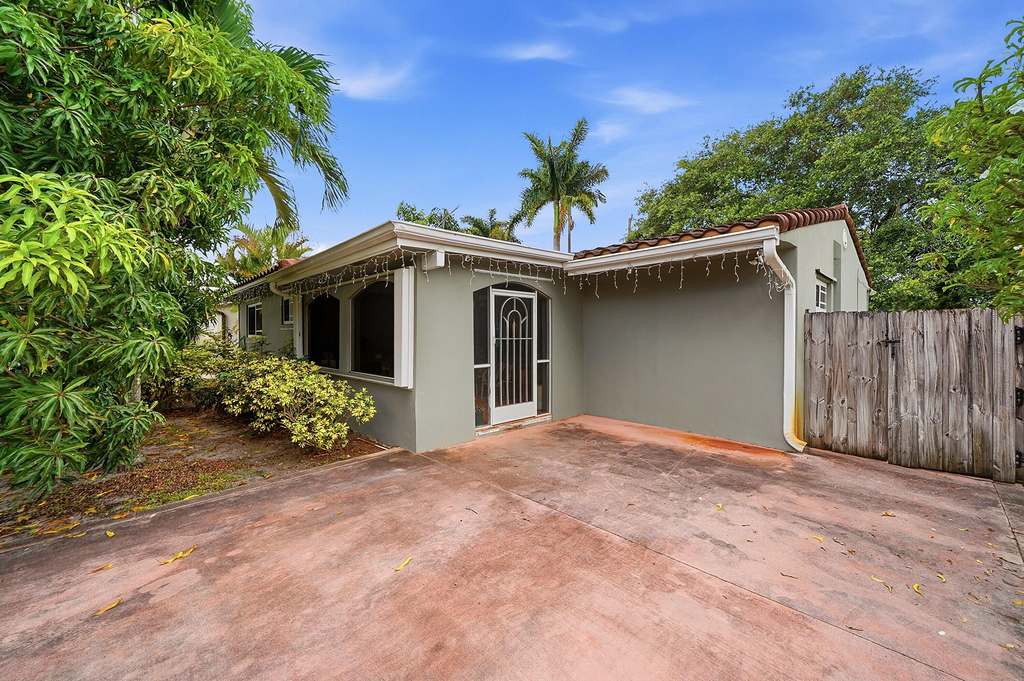 1208 N 31st Avenue - Photo 3