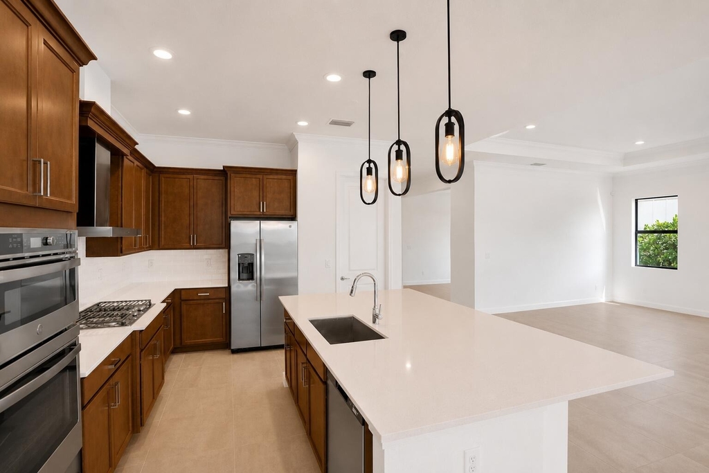 19411 Broad Shore Walk - Photo 14