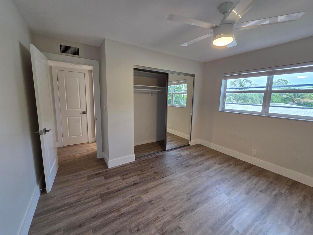 5630 Ne 18th Avenue - Photo 8