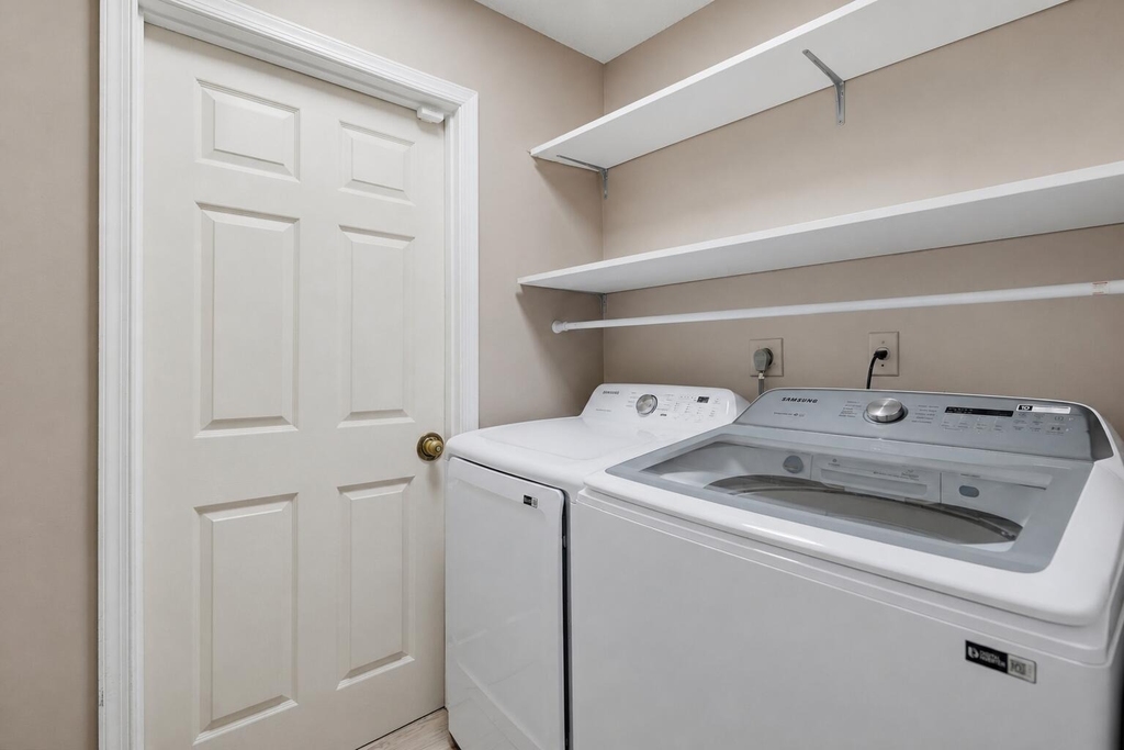 1619 Wiltshire Village Drive - Photo 55
