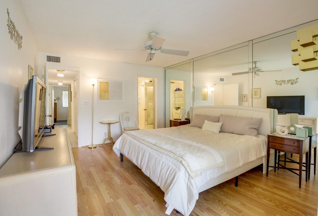 3154 Via Poinciana - Photo 10