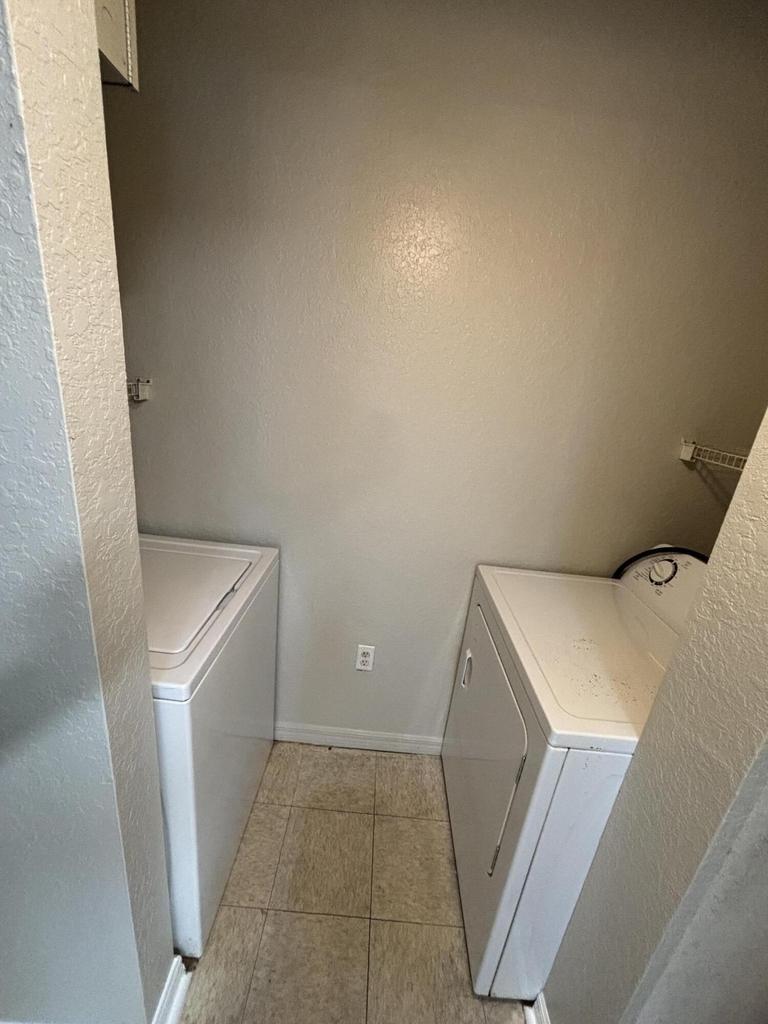 2412 Belmont Lane - Photo 13
