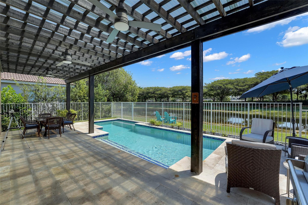 1070 Bluewood Terrace - Photo 51