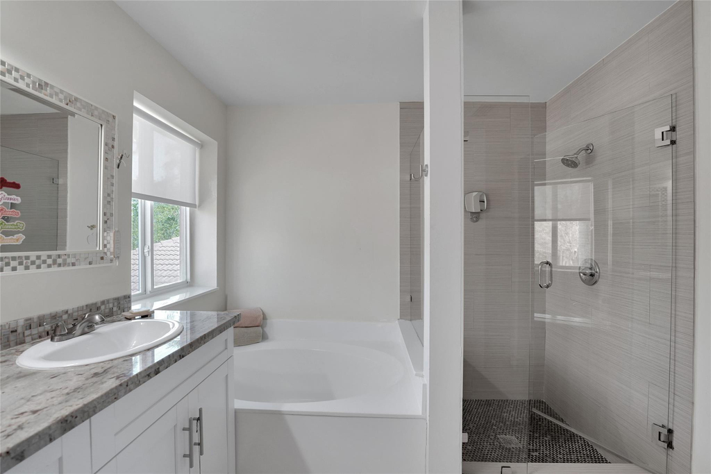 1070 Bluewood Terrace - Photo 31