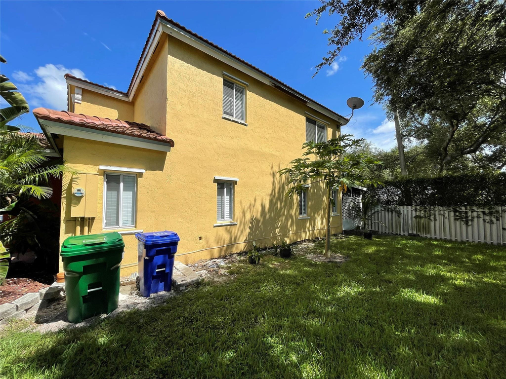 10348 Sw 20th Street - Photo 15