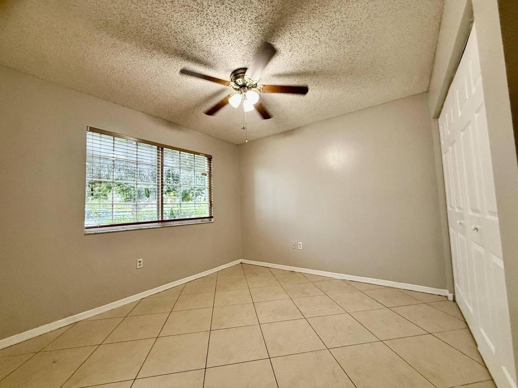 5065 Wiles Road - Photo 5