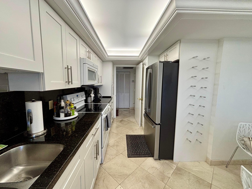 4900 N Ocean Boulevard - Photo 2