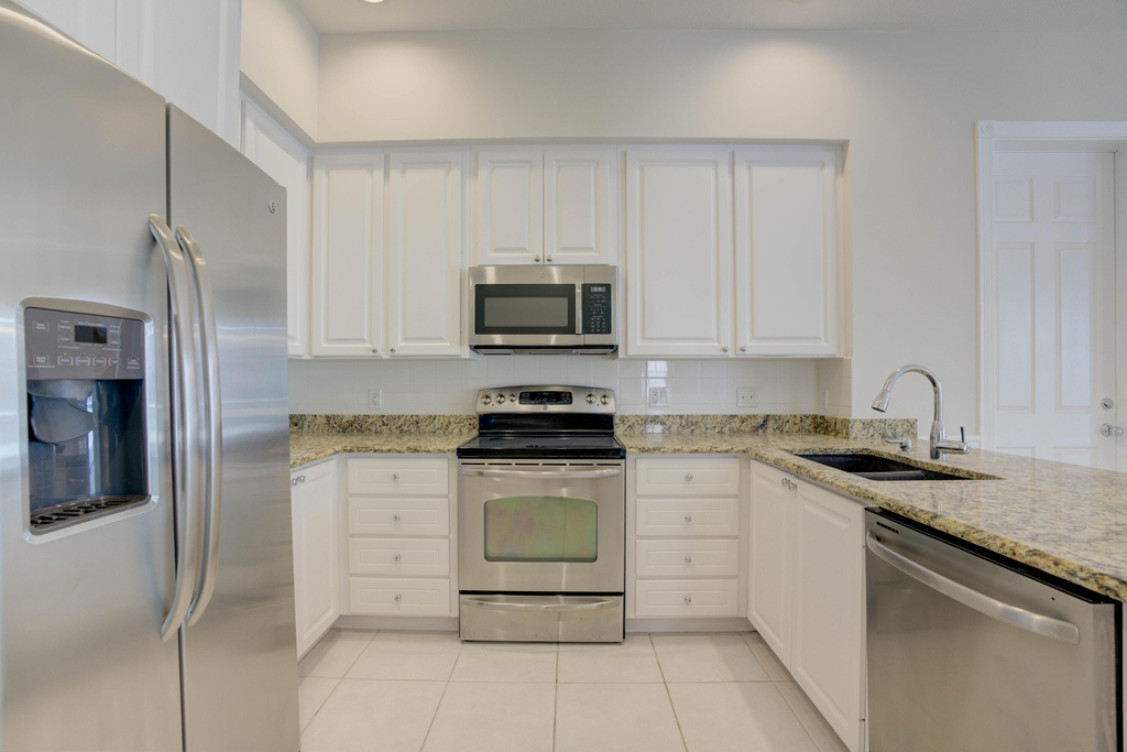256 San Remo Drive - Photo 25
