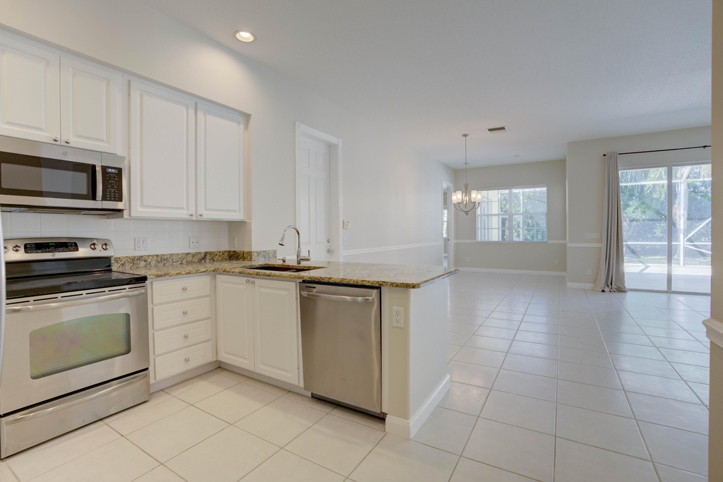 256 San Remo Drive - Photo 2