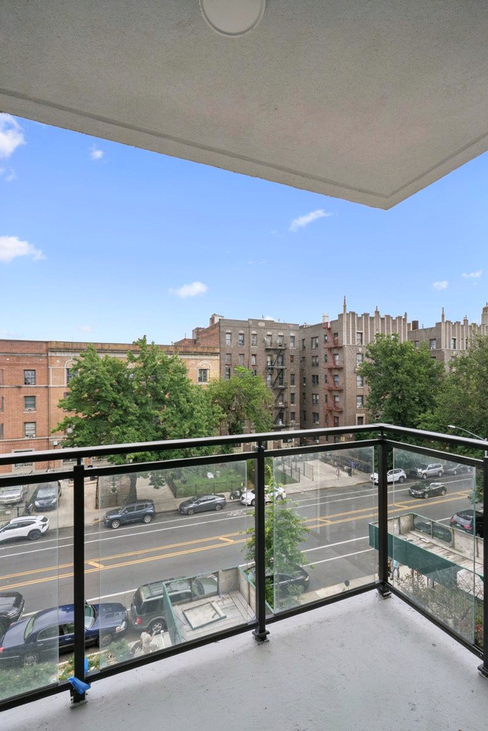 608 Ocean Avenue - Photo 3