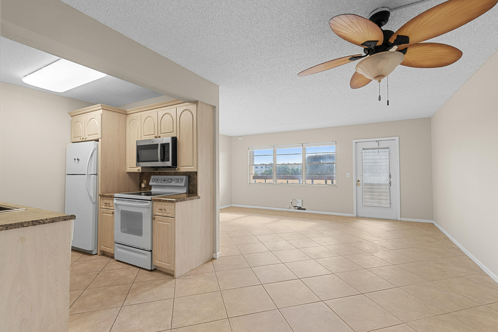 3013 Wolverton A - Photo 13