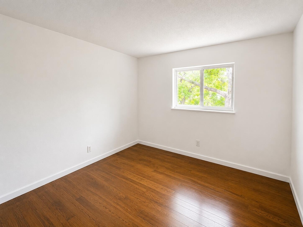 5728 5728 Blueberry Ct, Unit #38 Circle - Photo 14