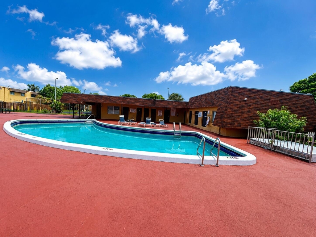 5728 5728 Blueberry Ct, Unit #38 Circle - Photo 35