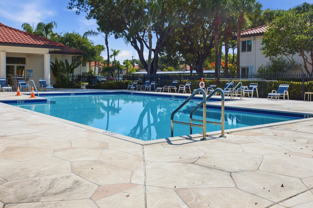 460 Nw 67th Street - Photo 30