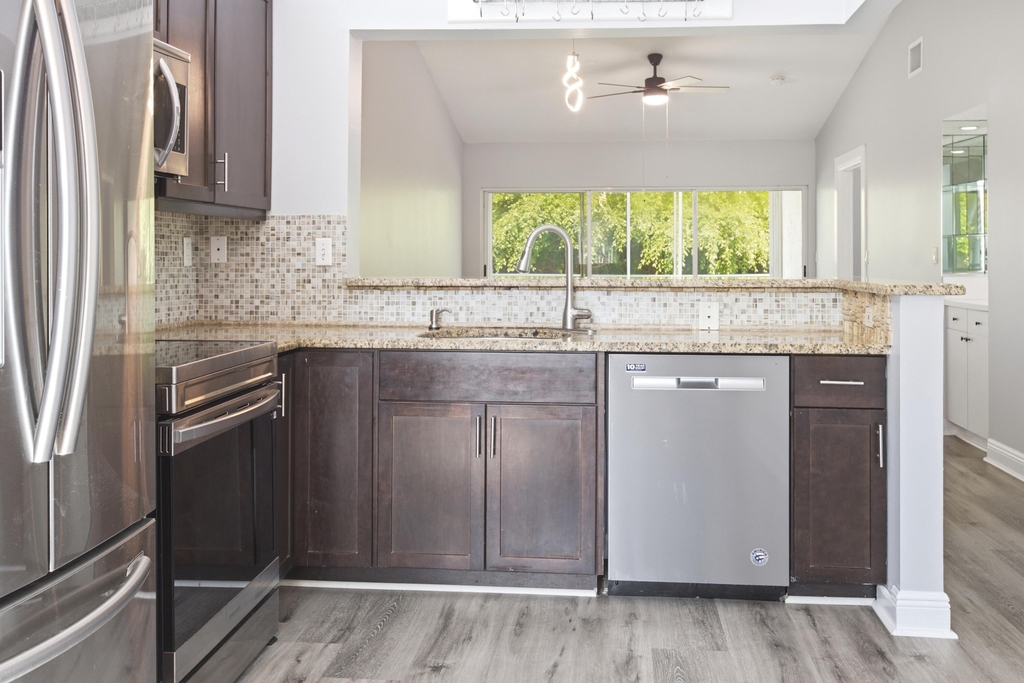 460 Nw 67th Street - Photo 11