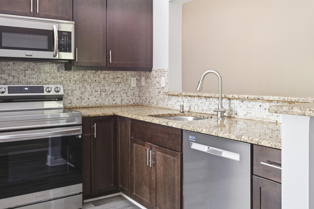 460 Nw 67th Street - Photo 12