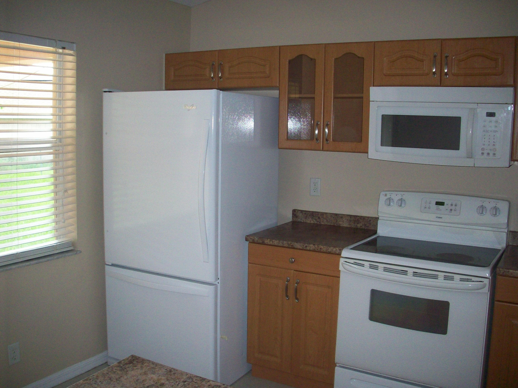 1862 Sw Grant Avenue - Photo 1