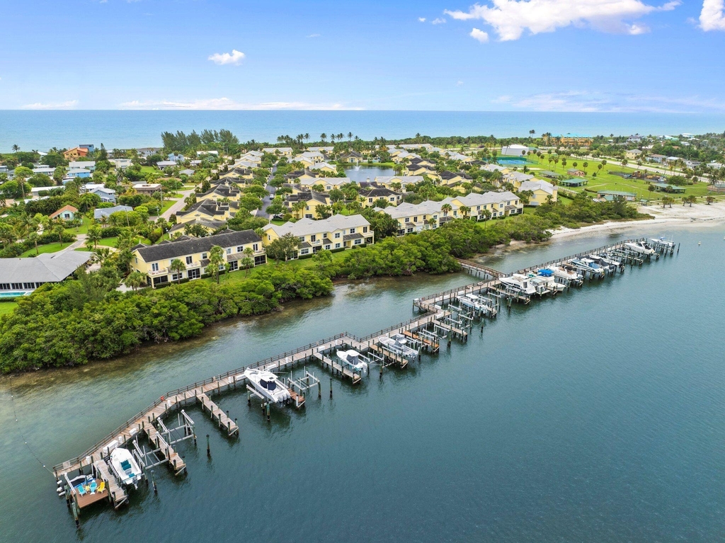 2200 Mariner Bay Boulevard - Photo 4