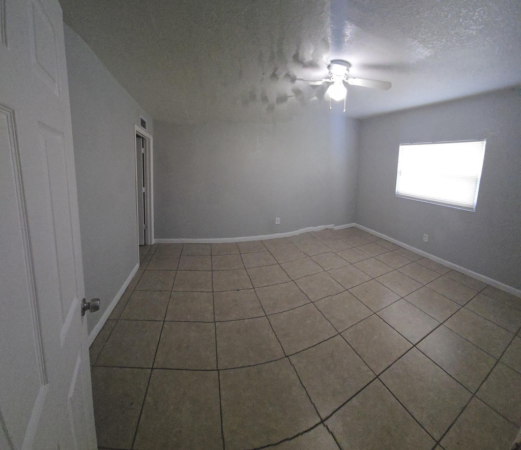 1220 Kent Street - Photo 8