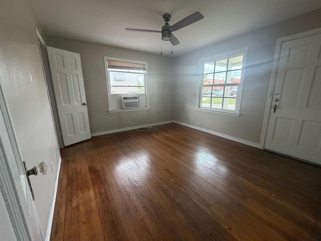 3714 Shartel Avenue - Photo 2