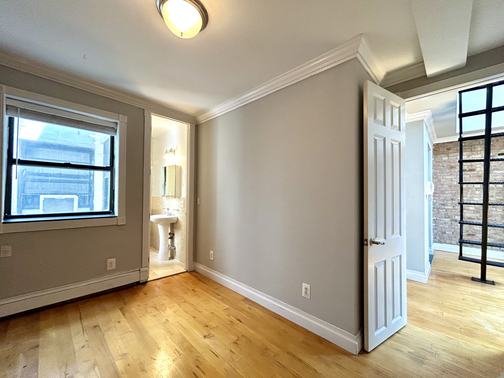 East 3rd Street - Photo 10