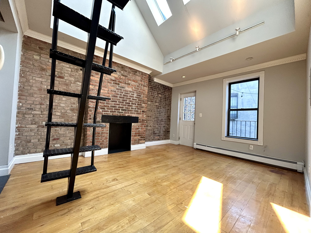 East 3rd Street - Photo 3