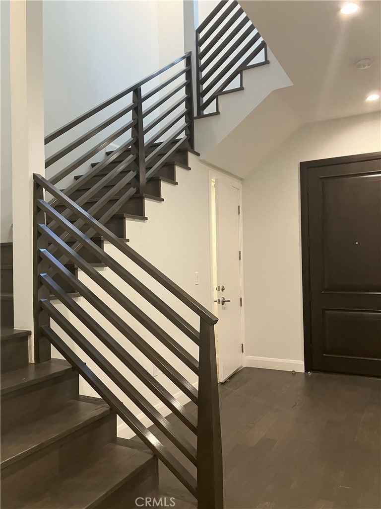 378 W Green Street - Photo 12