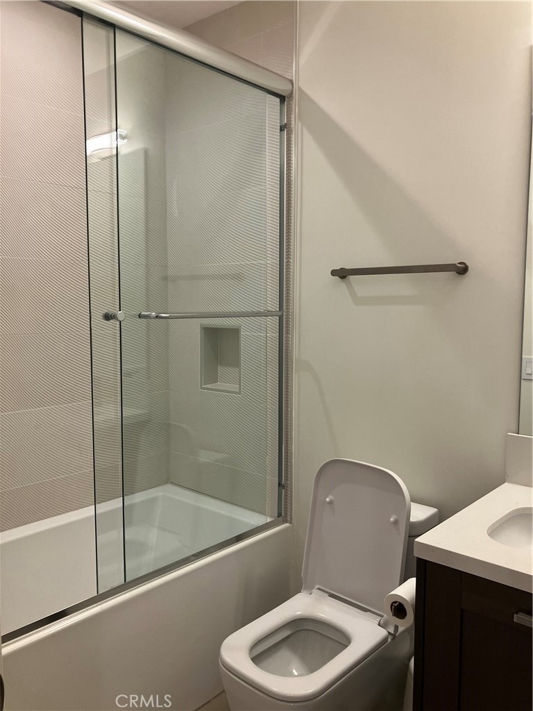 378 W Green Street - Photo 24