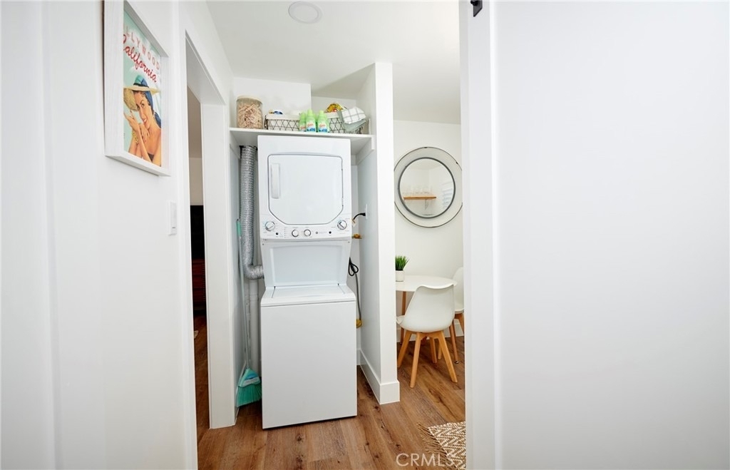 728 Euclid - Photo 15