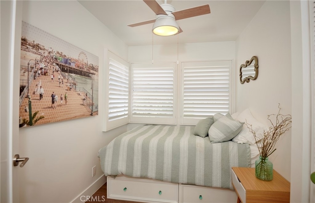 728 Euclid - Photo 4