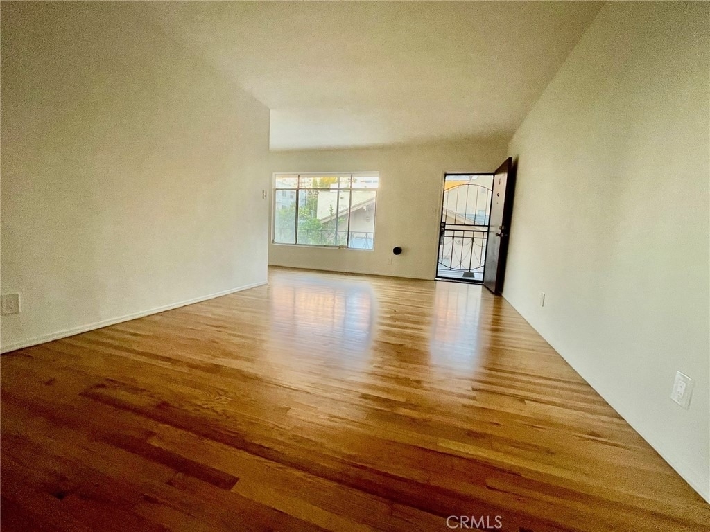 1433 N Bronson Avenue - Photo 4