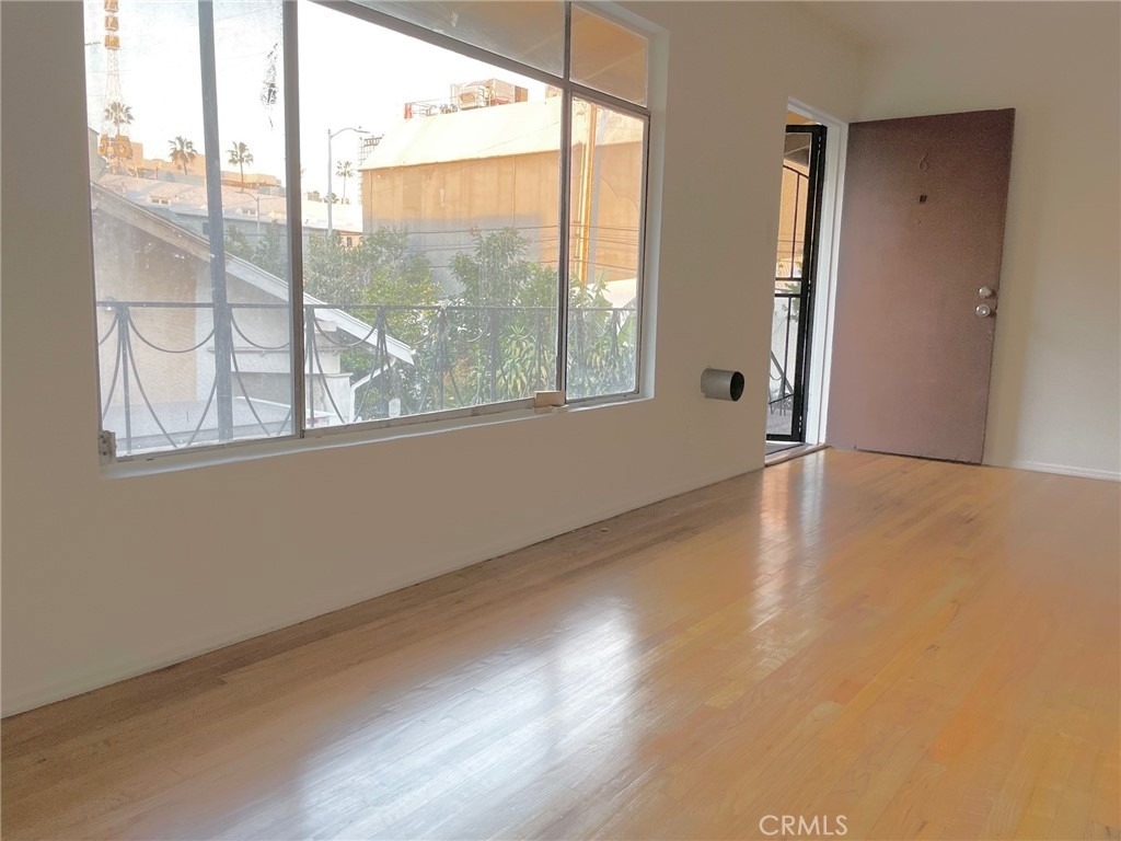 1433 N Bronson Avenue - Photo 2