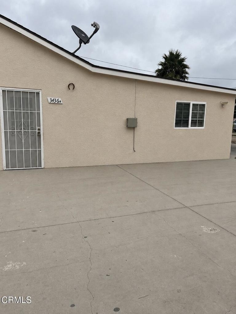 3422 Nyeland Avenue - Photo 0
