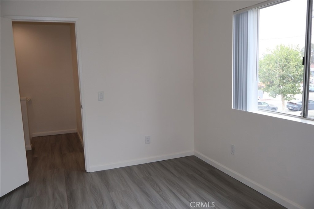 1323 #b W. Palmyra Ave. - Photo 16
