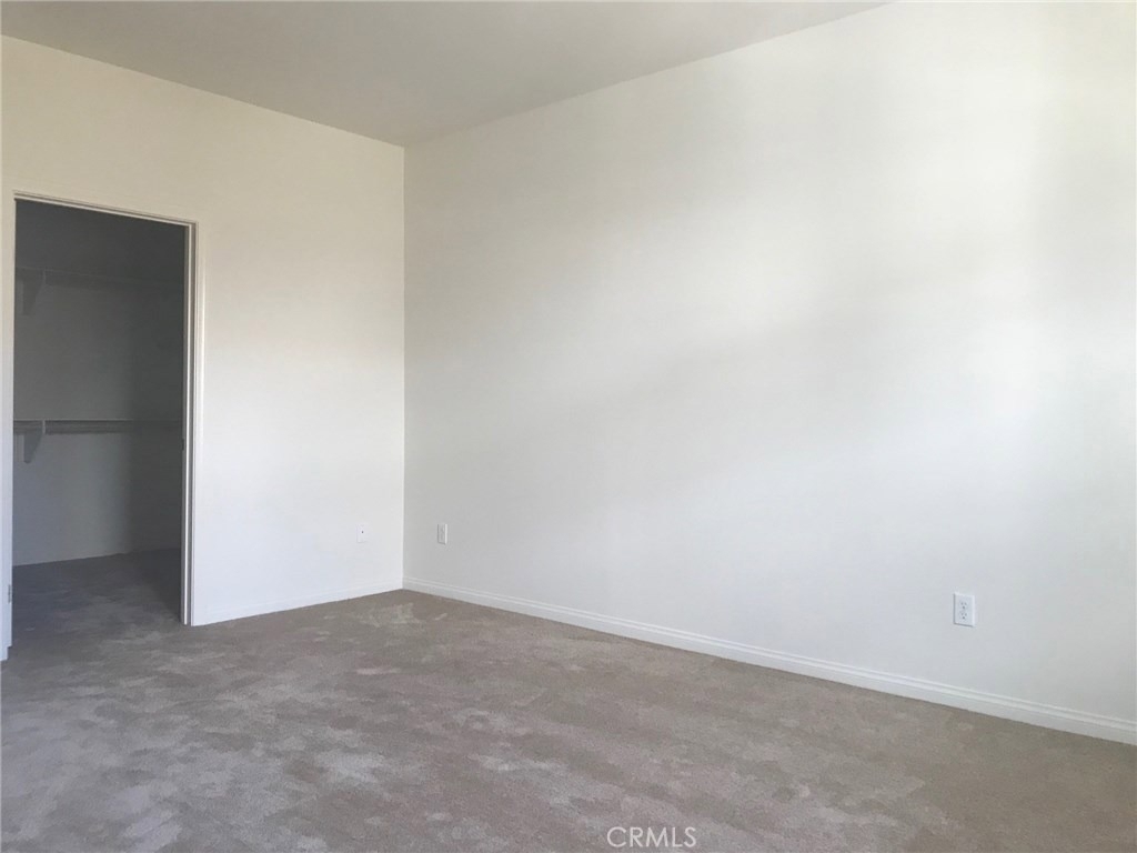 319 Edenfiled Avenue - Photo 3
