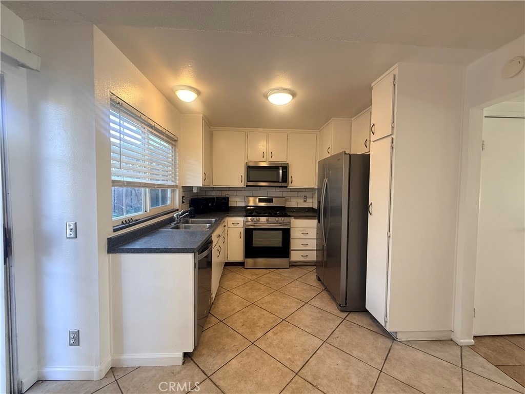 10570 White Oak - Photo 10