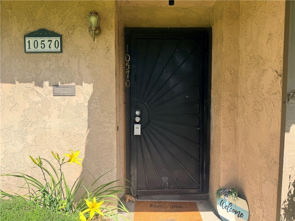 10570 White Oak - Photo 7