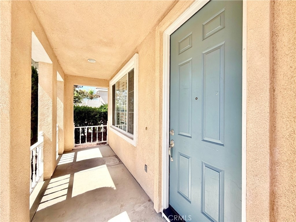 42041 Delmonte Street - Photo 3