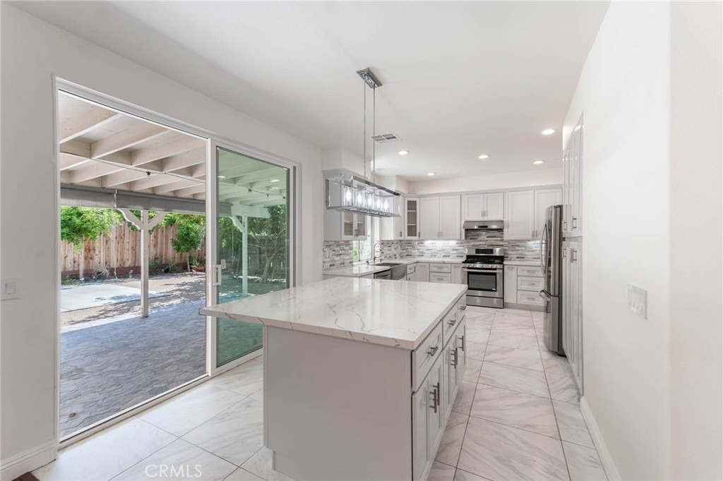 18808 Lull Street - Photo 12