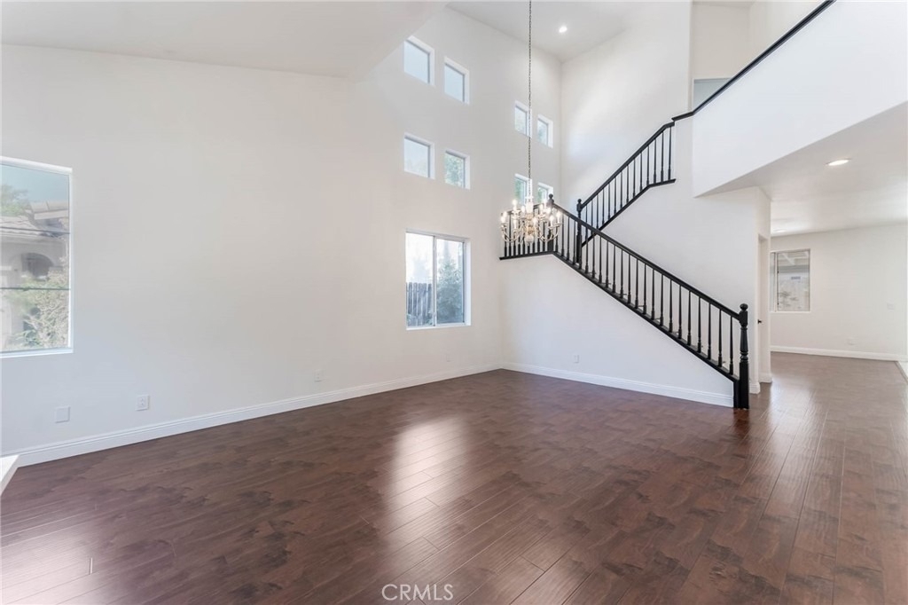 18808 Lull Street - Photo 4