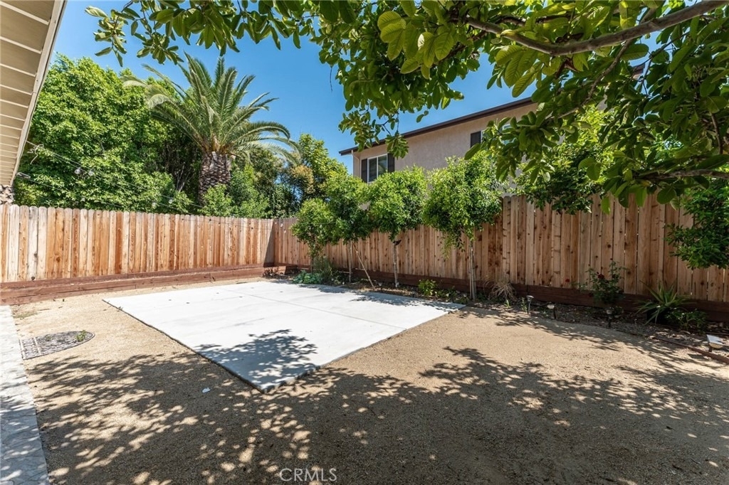 18808 Lull Street - Photo 39