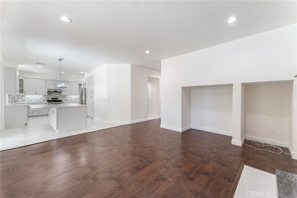 18808 Lull Street - Photo 10