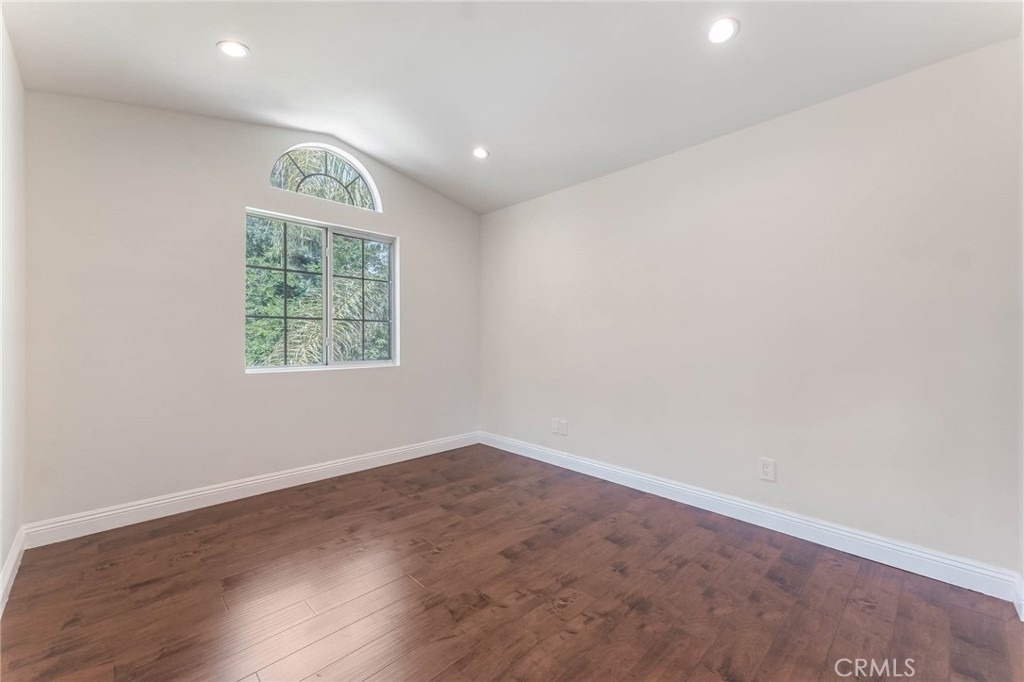 18808 Lull Street - Photo 29