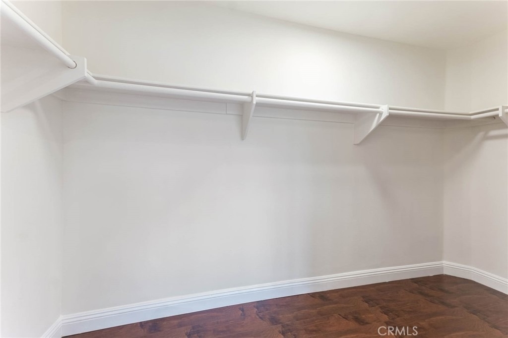 18808 Lull Street - Photo 23