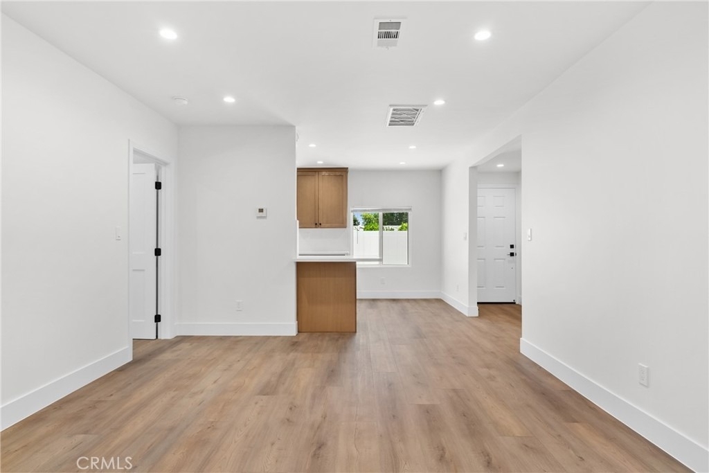 2057 E Villa - Photo 10