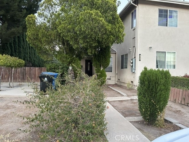 10834 Encino - Photo 0