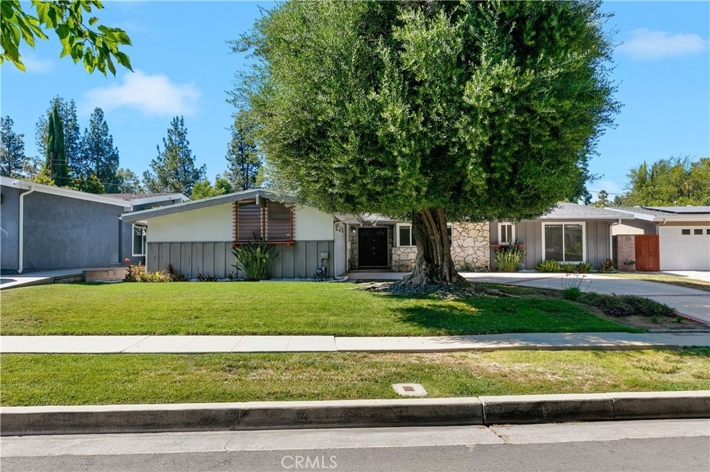 22951 Austin Street - Photo 54